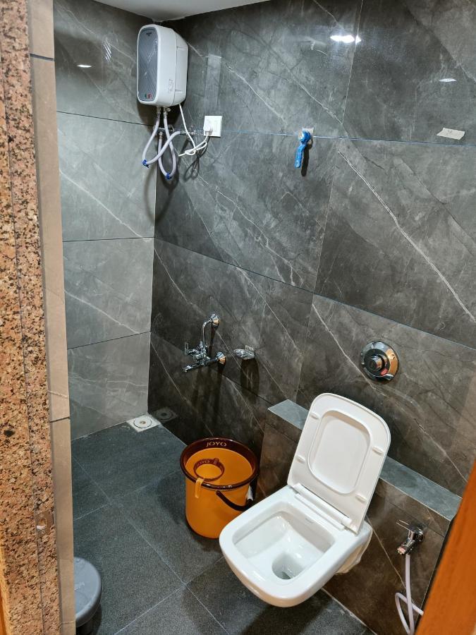 Hotel Lotus Ānand Εξωτερικό φωτογραφία